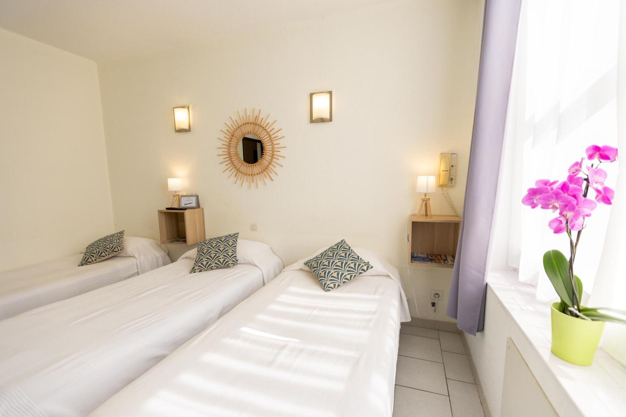 Hotel Les Bellugues Saint-Jean-du-Gard Extérieur photo