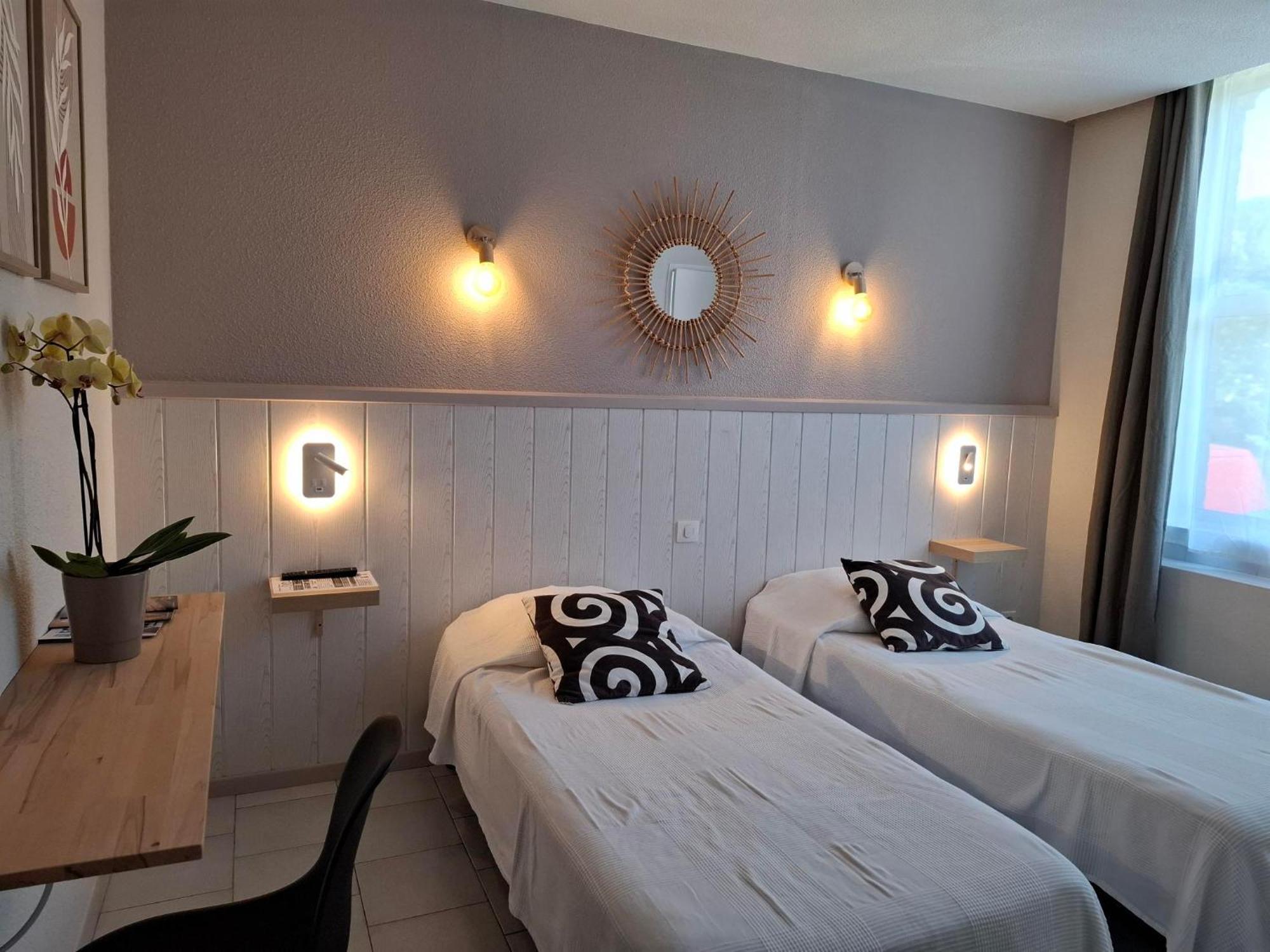 Hotel Les Bellugues Saint-Jean-du-Gard Extérieur photo