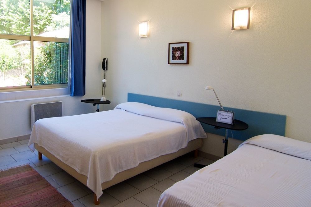 Hotel Les Bellugues Saint-Jean-du-Gard Extérieur photo