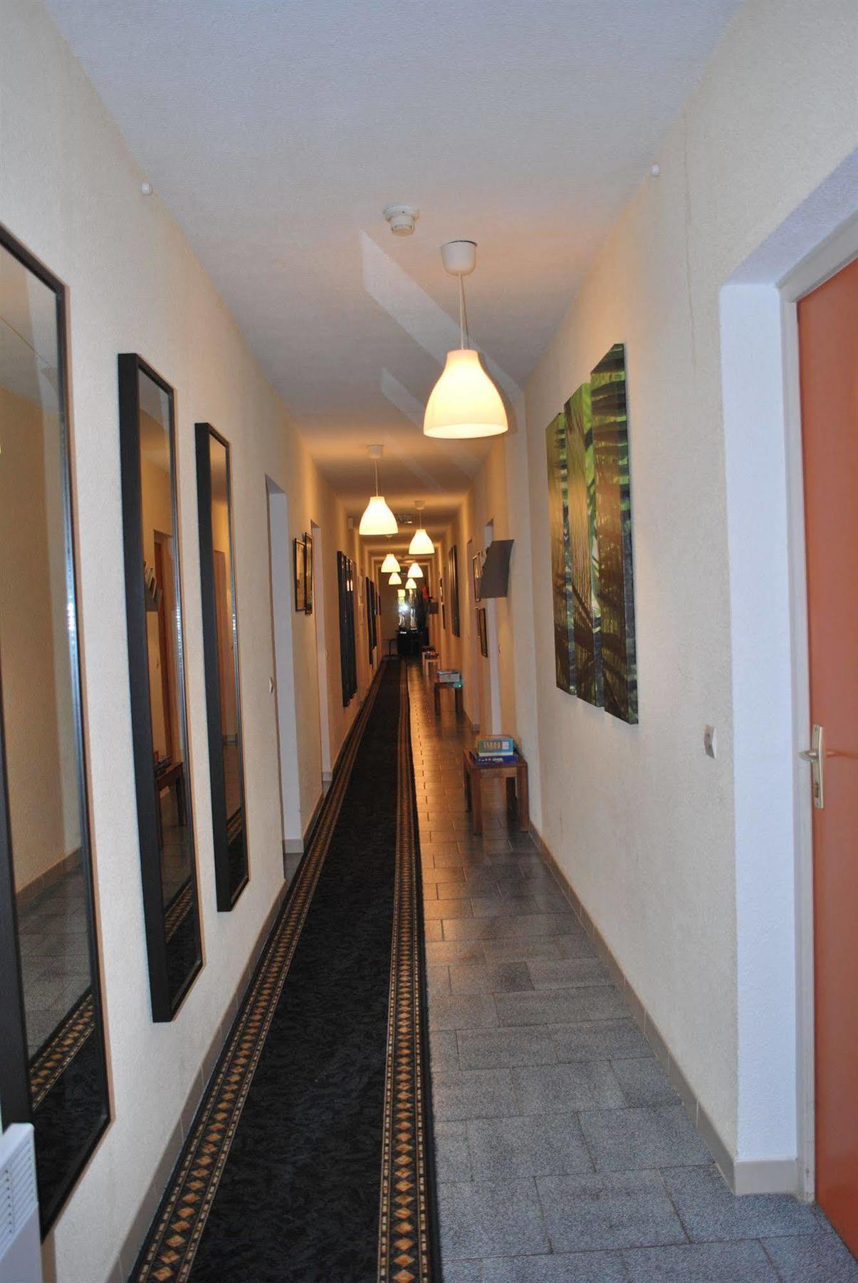 Hotel Les Bellugues Saint-Jean-du-Gard Extérieur photo